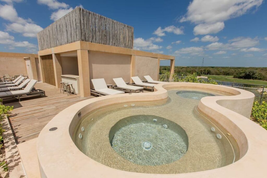 Roof Pool 2